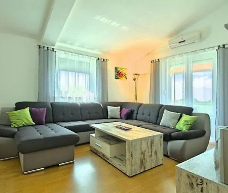 House Nevenka 1